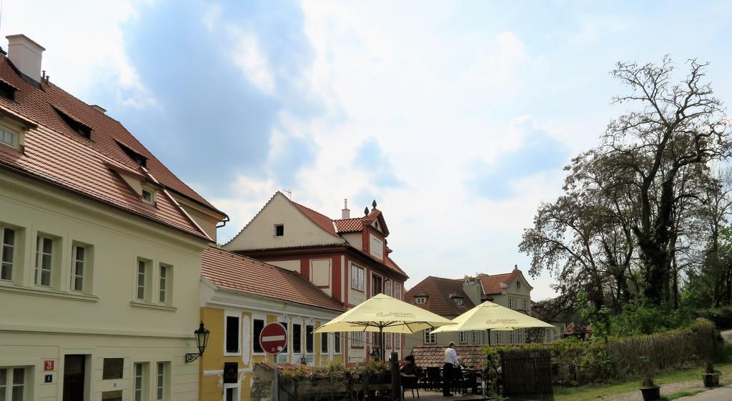 Garden Residence Prague Castle Kültér fotó
